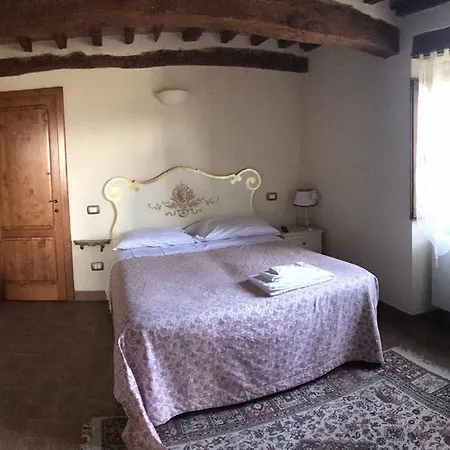 Agroturismo Antico Borgo De Romolini